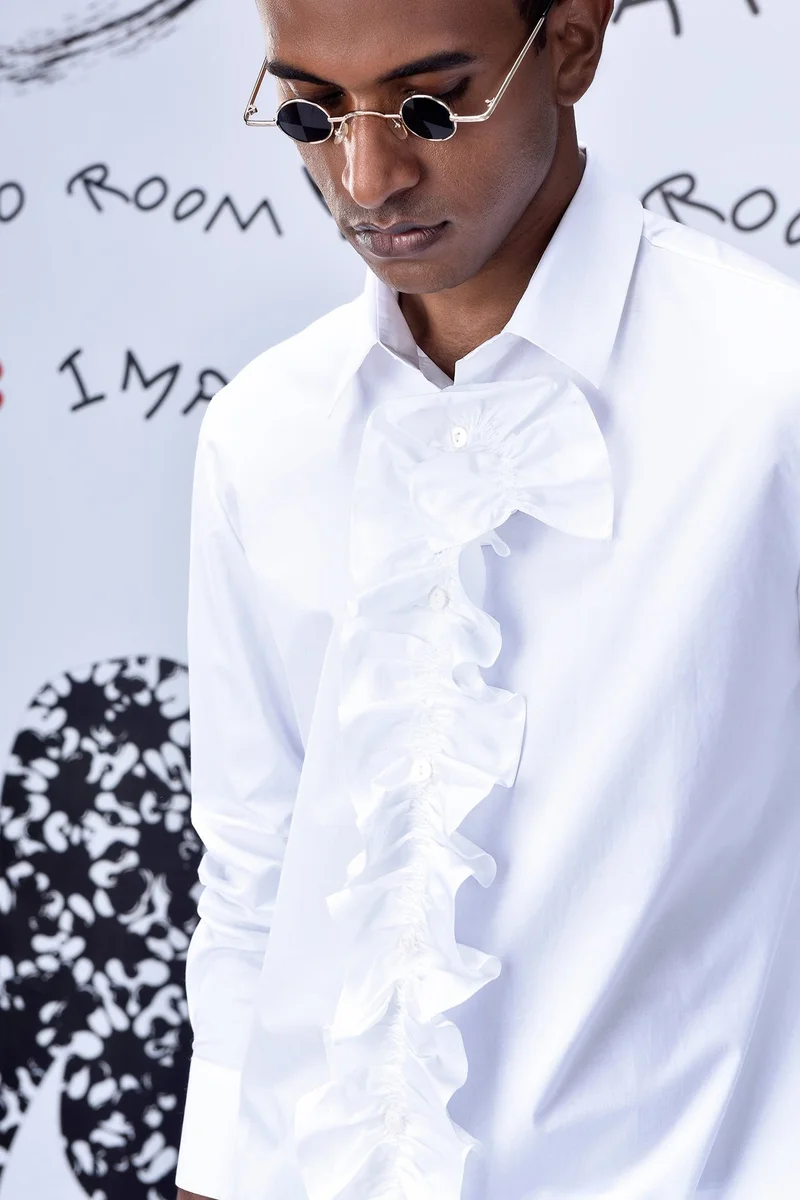 جينات ليكوانت هيمانت قميص بقصة عادية بياقة مكشكشة قابلة للفصل - أبيض